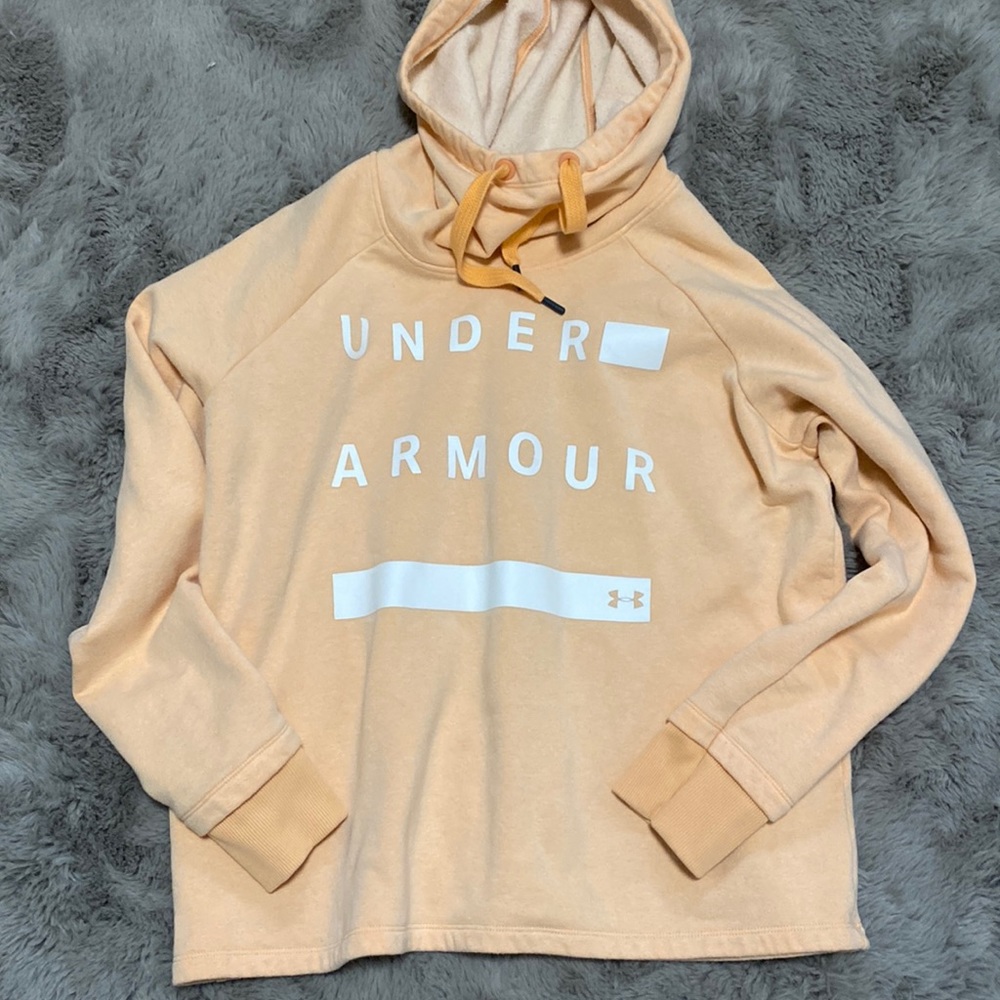 Underarmour sweater